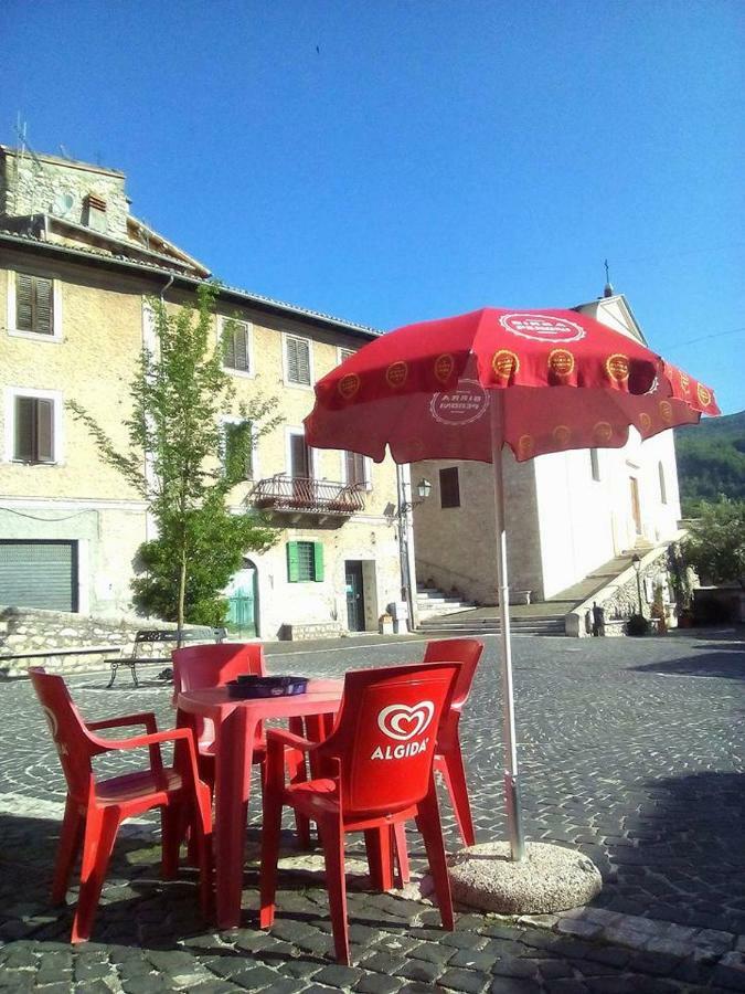 Locanda della Casella Cineto Romano Esterno foto